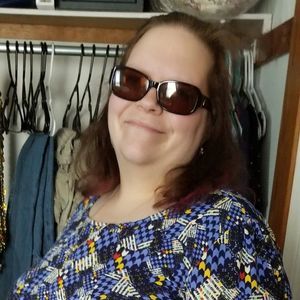 Meet your Posher, Loren